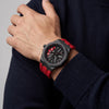 Orologio McLaren 720 indossato al polso