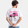 T-shirt blanc avec impression Lamborghini Urus Mansory rose vu de dos sur mannequin homme