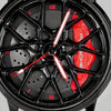 Primo piano del cerchio e della pinza incisa PORSCHE, orologio Porsche 718