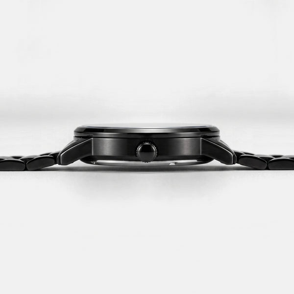 Orologio BMW M3 di profilo, spessore della cassa