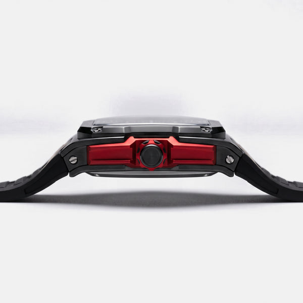 Orologio moteur V12 di profilo, spessore della cassa tonneau