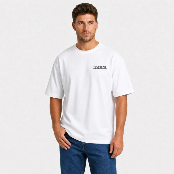 T-shirt Chevrolet Camaro Iroc Z Sunset Spec blanc vu de face en plan rapproché avec logo Tourismo